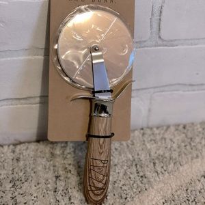 Rae Dunn 'PIZZA' Pizza Cutter